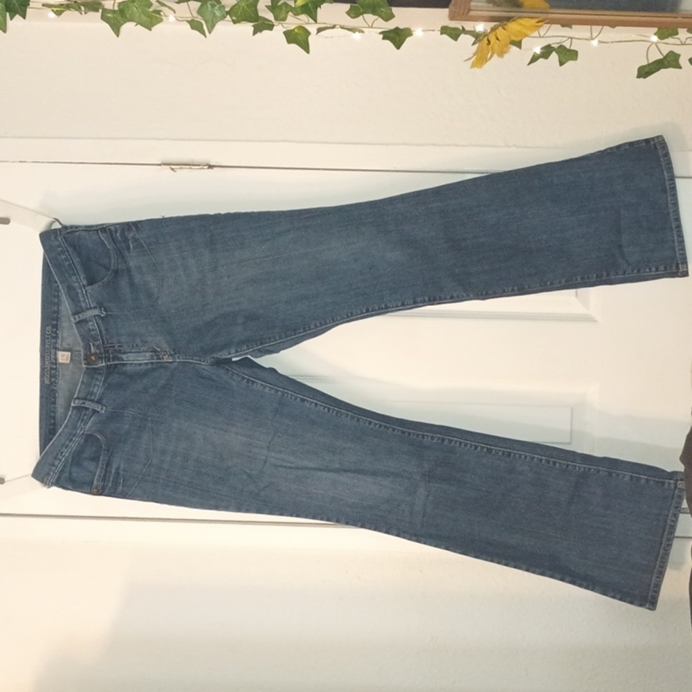 Mossimo Supply Co. Boot-cut, Juniors Size 15, Medium to Light Denim Jeans